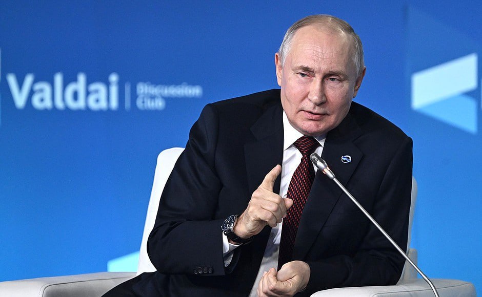Путин: Градимо Нови свет, Србе је немогуће сломити ни потчинити