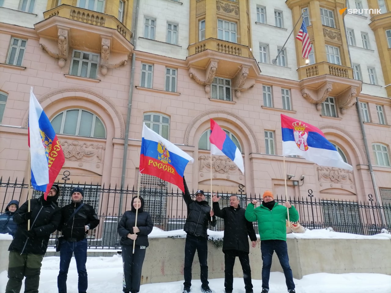 У Москви скуп подршке Србима – од српске до америчке амбасаде